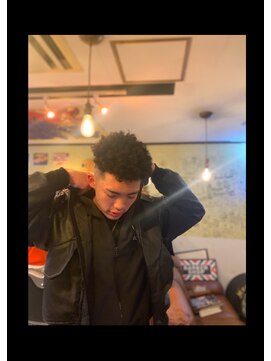 ジェントルマンバーバー(gentleman Barber) アフロ