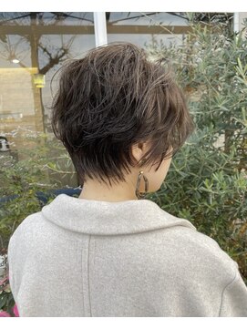グラムアッシュ(GLAM ASH) ショートパーマ