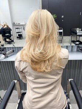 キオクエコ(KIOX eko) 海外レイヤー/ハッシュカット/レイヤーカット/髪質改善