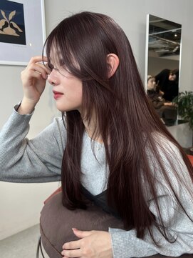 トッド(tod) ピンクベージュ　透明感カラー　髪質改善　MISAKI 丸の内