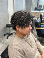 メンズサロン キング 心斎橋店(Men’s salon K!ng) ホワイトメッシュ/ツイスト/ツイスパ/パーマ/メンズ/眉毛/心斎橋