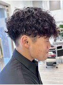 秋田メンズパーマ波巻きスパイラルパーマセンターパートフェード