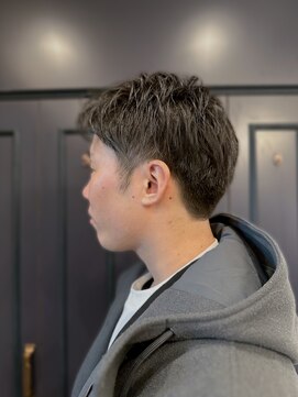 刈り上げツーブロックアップバング