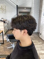ステレオ ヘアデザイン 安城店(STEREO HAIR DESIGN)&nbsp;センターパート×フェザー（12月）