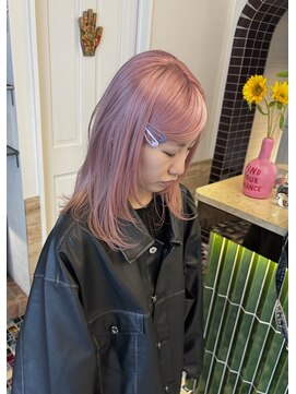 ザスリック 代官山(THE SLICK) ホワイトピンク