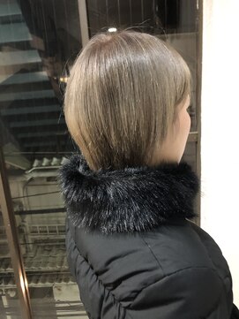 ディー エメ(D-aimer-) ミルクティーショート　【カット・２ＷＡＹカラー】