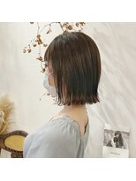 マウロア(MAULOA)&nbsp;“重軽バランス×切りっぱなしbob” 中西英美子