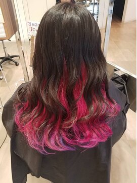 エヌプラス(N+) カール/セミディ/シアカラー/姫カット