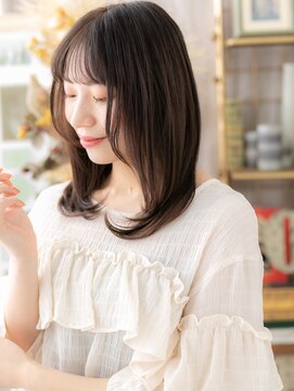 カバーヘア ブリス 戸田公園西口店(COVER HAIR bliss) 黒髪バレイヤージュ小顔タイトストレートa戸田公園20代30代40代