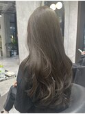 ツヤ髪×オリーブベージュ×レイヤーカット 【CHICA】