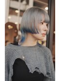 ウルフカット/裾カラーブルーマッシュウルフシルバーカラー