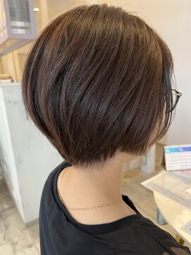 ハグクレア(HUG CLAIRE) 丸みショート