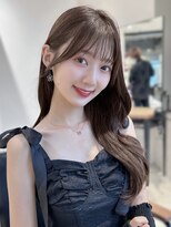 エヌアイ オモテサンドウ(ni omotesando)&nbsp;☆韓国くびれロングヘア レイヤーカット お顔まわりカット☆