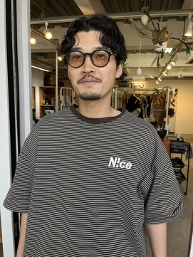 サイズ(cyez) ムーディなパーマスタイル