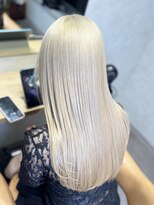 ルシティ(Le City)&nbsp;White graybeige 【ダブルカラー/ブリーチ/髪質改善】