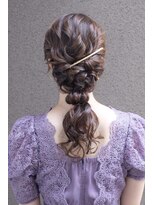 タリーゼ(TALISE)&nbsp;ねじりまとめ一束ヘア