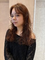 オン キャナルシティ博多前店(on)&nbsp;【晴音】くせ毛ウルフ×オレンジブラウン/セミロング/20代/博多