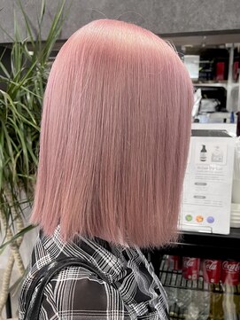 ロウル 渋谷(LOWRL) ピンクベージュ/ブリーチ/ハイトーン/ケアブリーチ/エクステ