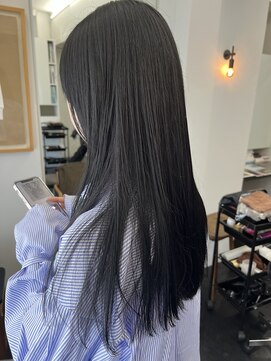 シベルバレー 横浜(sibell) ロングレイヤーカット顔周りレイヤーウルフハッシュカット韓国