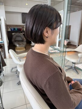 カヌレ 金沢文庫店 丸みショートボブ