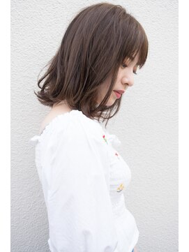 シロ(SiLO) *ナチュラルベージュ/大人無造作レイヤー*