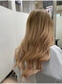 ハイトーンベージュ×インナーピンク