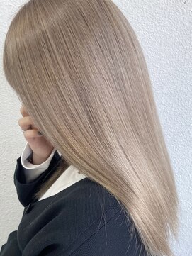 コード 四条河原町駅店(CHORD) 京都　河原町　ホワイトベージュカラー　ハイトーンカラー