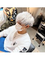 ディグニフ(DIGNIF)&nbsp;ホワイトカラー×マッシュ