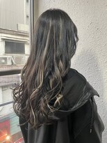 ディー エメ(D-aimer-)&nbsp;黒×ペールピンクのバレイヤージュ風エクステ