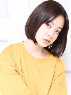 クラッチ 博多(CLUTCH) 大人可愛い小顔カット美髪ツヤ髪斜めバング小顔レイヤーA4