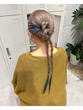 スタン 渋谷(Stam) カール/シアーカラー/セミディ[渋谷/渋谷駅]