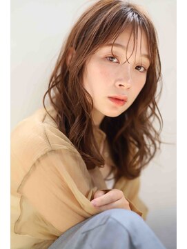 ウル(ulu) ロングレイヤー　パーマ　白髪ぼかし　名東区　大人女性