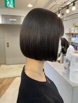 ジエクト ヴィシア(The Ect VIXIA) 首が長く見えるボブ 地毛風ストレート 縮毛矯正 ストレート