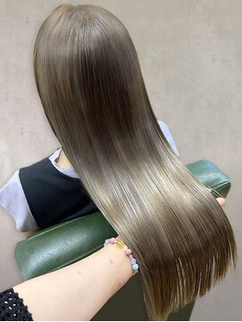 オルクドゥ(Orque deux) ◎透明感カラーオリーブグレージュ×髪質改善ストレート
