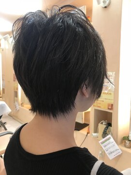 モリオ フロム ロンドン 鶴瀬店 大人かわいいエアリーショート