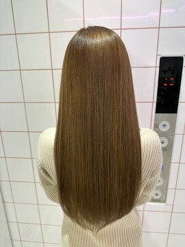 ロンドルーチェ 心斎橋(Lond luce) ダークアッシュ/ミディアムレイヤーカット［髪質改善/縮毛矯正］