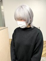 ラニヘアサロン(lani hair salon)&nbsp;【天神/大名】ホワイトシルバー【ペール系】