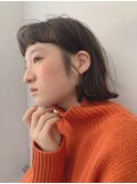 ショートバングのぶつ切りボブ