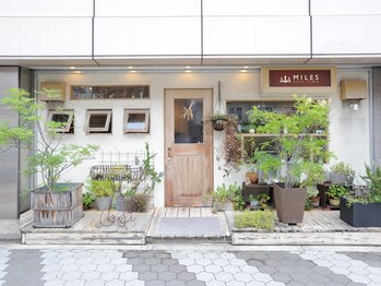 マイルズヘアータイム MILES hair timeの写真/【西田辺駅より徒歩5分】1人1人のお悩みに寄り添いワンランク上の"大人可愛い"スタイルをご提案！