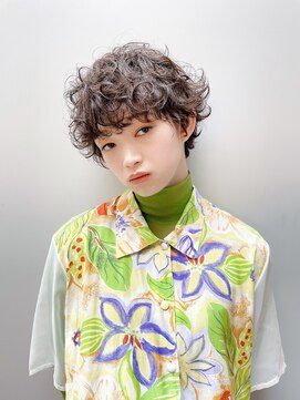 トイロ 中目黒(Toiro) パーマショート/くせ毛風パーマ/くるくるパーマ【大毛亮佑】