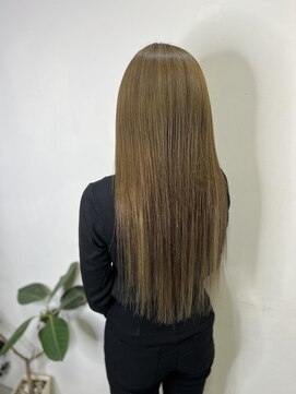 フツーロ 栄(FUTURO) プルエクステ