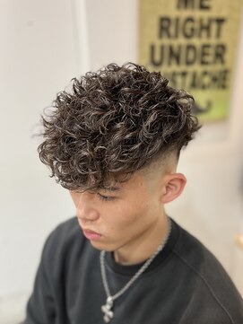 ゴウトゥデイ 渋谷MODI店(GO TODAY) 【スペインカール×フェード】 渋谷/渋谷駅/メンズ/フェード