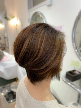 ビィーワンイースト(Be 1 EAST)の写真/《大人女性に似合うショートスタイル》美しいシルエットで周囲からも褒められるヘアスタイルに♪