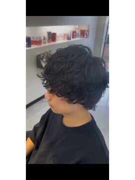 ディーボーイリタ 光の森(D-BOY Lita) カーリーパーマ