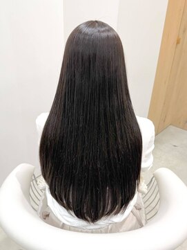 ノエシキカ(noe sikika) ミディアムヘア/暗めカラー/グランマッシュ/栄l68