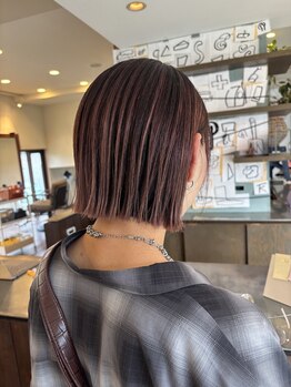 ベースカットにこだわり、丁寧な施術を心がけています＊デザインや髪のお悩みなど是非ご相談ください♪
