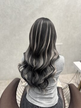 ロンド レア 天神大名店(Lond Le’a) ダブルカラーで成人式前の垢抜け!