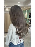 シルバーグレージュ×レイヤー