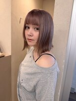パドメ(padme) 柔らかベージュカラー ブリーチカラー/ダブルカラー/鎌倉