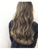 ヴィークス ヘア(vicus hair)&nbsp;グレージュハイライト.バレイヤージュ by 田渕英和